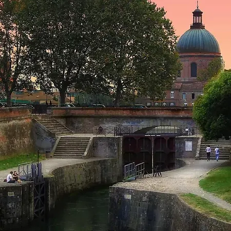 Le Clos Des Violettes *