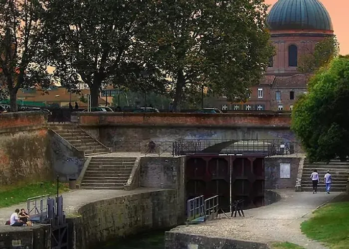 Le Clos Des Violettes *